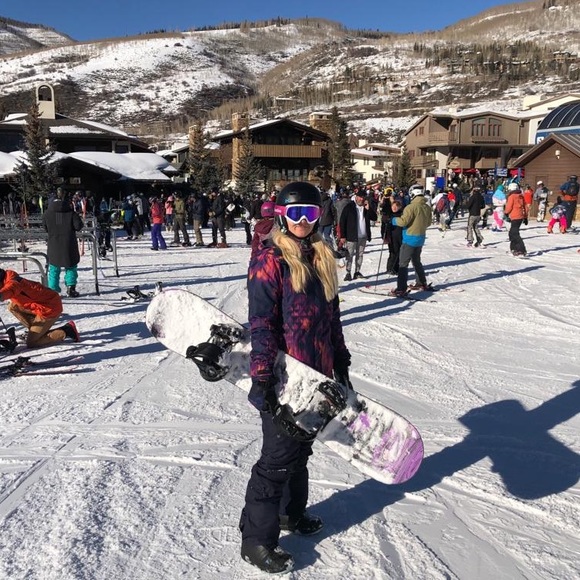 Meet your Posher, Leah - Picture 1 of 1